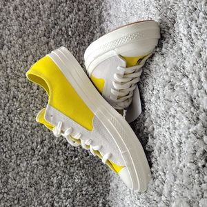 Converse shoes Brand new.